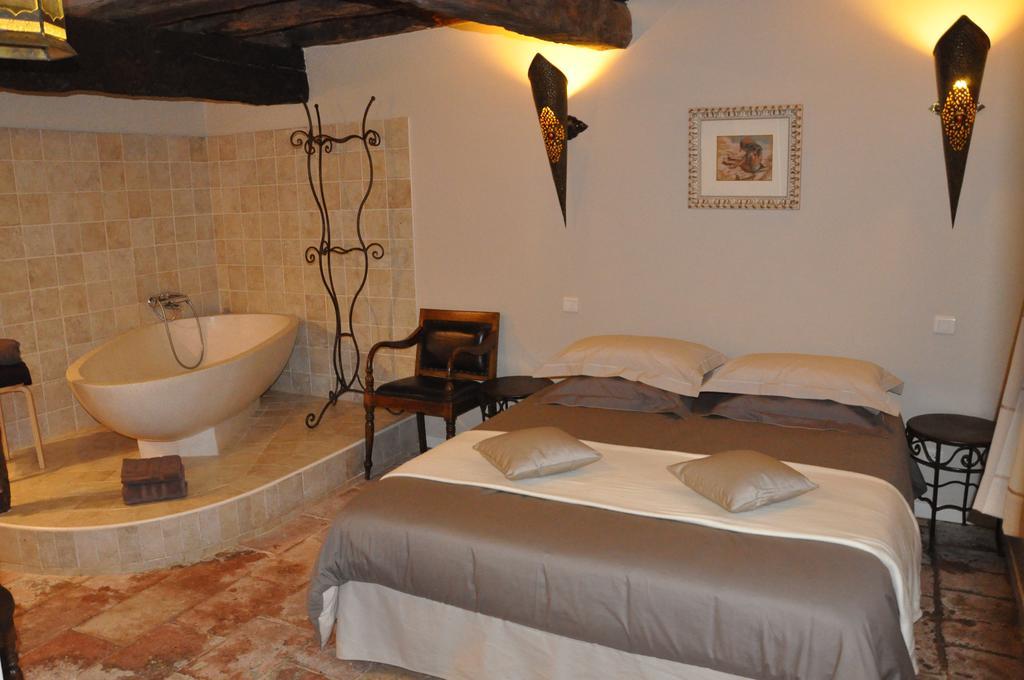 Le Lac De Crivito Bed & Breakfast Caraman Ruang foto