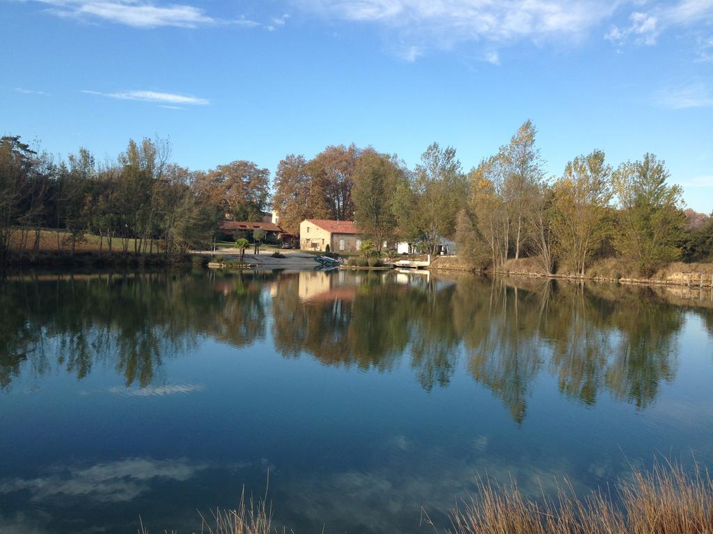 Le Lac De Crivito Bed & Breakfast Caraman Bagian luar foto